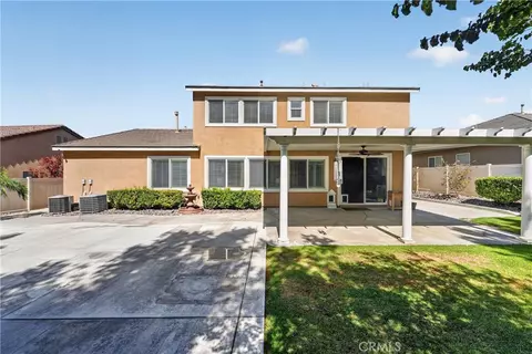 Exterior - 7092 Leighton Dr, Eastvale, CA 92880 photo 13 of 15