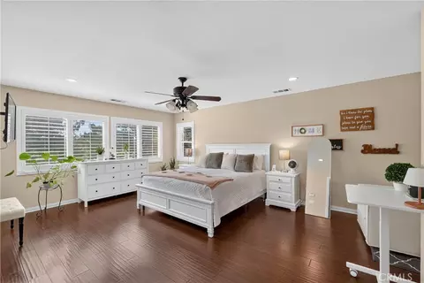 Bedroom - 7092 Leighton Dr, Eastvale, CA 92880 photo 7 of 9