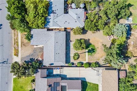 View/Area - 412 S Vecino Ave, Glendora, CA 91741 photo 1 of 9