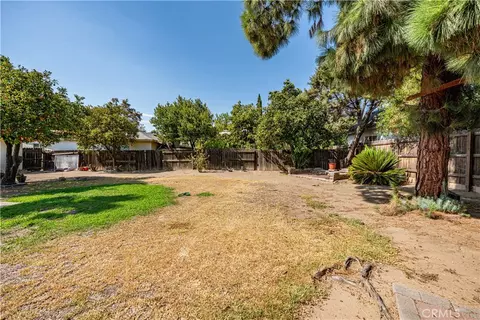 Exterior - 412 S Vecino Ave, Glendora, CA 91741 photo 13 of 14