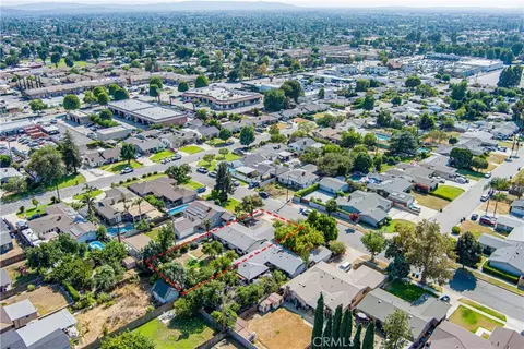 View/Area - 412 S Vecino Ave, Glendora, CA 91741 photo 5 of 9