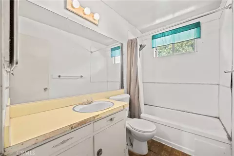Bath - 412 S Vecino Ave, Glendora, CA 91741 photo 2 of 2