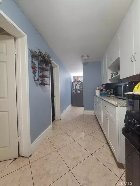 Entry Way - 8567 Trey Ave, Riverside, CA 92503 photo 1 of 1
