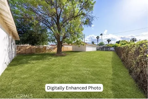 Exterior - 946 Cedar St, Corona, CA 92879 photo 4 of 4