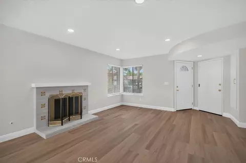 Living - 646 W Home, Rialto, CA 92376 photo 4 of 5