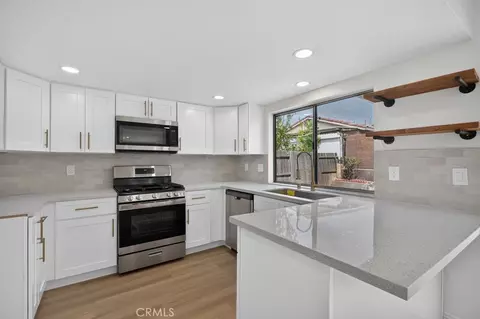 Kitchen - 646 W Home, Rialto, CA 92376 photo 2 of 4
