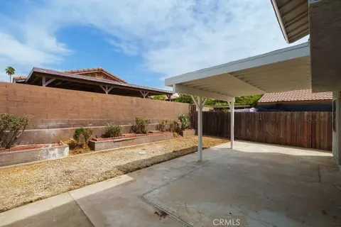 Exterior - 646 W Home, Rialto, CA 92376 photo 4 of 5