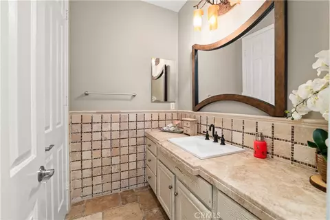 Bath - 5060 Juneau Ct, Rancho Cucamonga, CA 91739 photo 2 of 6