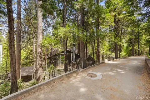 Other - 320 Flower Dr, Lake Arrowhead, CA 92352 photo 30 of 33