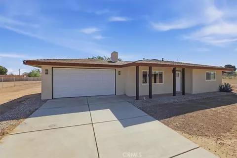 Exterior - 11363 Maple, Hesperia, CA 92345 photo 3 of 10
