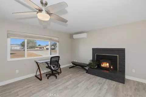 Living - 11363 Maple, Hesperia, CA 92345 photo 3 of 3