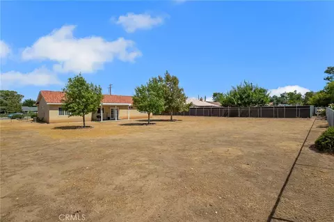 Exterior - 7678 Montrose, Hesperia, CA 92345 photo 4 of 4
