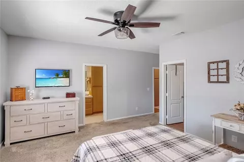 Bedroom - 7678 Montrose, Hesperia, CA 92345 photo 4 of 5