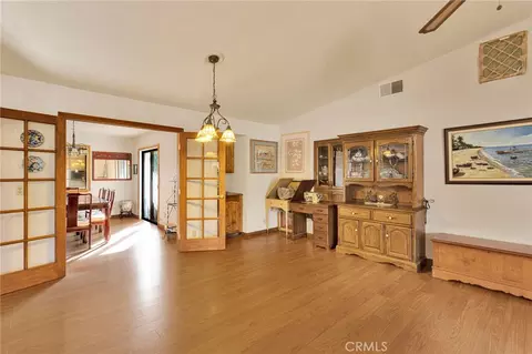 Dining - 19025 Munsee, Apple Valley, CA 92307 photo 1 of 2