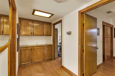 Entry Way - 19025 Munsee, Apple Valley, CA 92307 photo 2 of 5