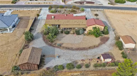 View/Area - 19025 Munsee, Apple Valley, CA 92307 photo 8 of 9