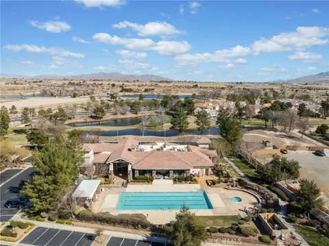 View/Area - 19441 Royal Oaks, Apple Valley, CA 92308 photo 5 of 8