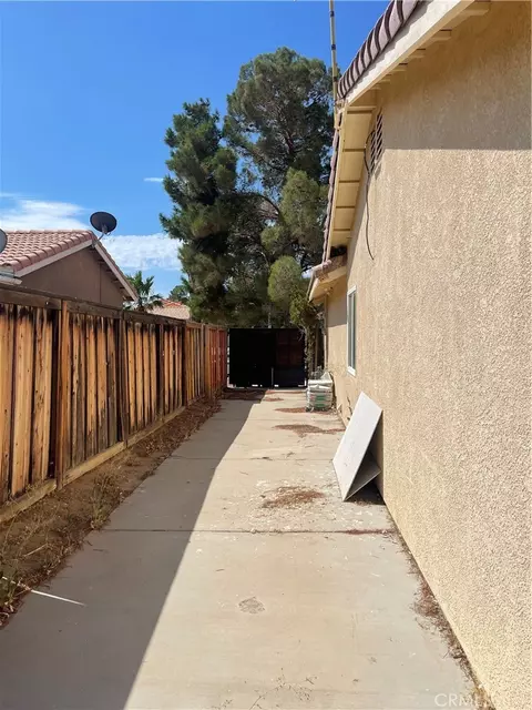 Exterior - 10800 Gates, Adelanto, CA 92301 photo 3 of 3