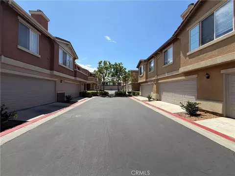 Exterior - 33551 Winston Way #B, Temecula, CA 92592 photo 8 of 10