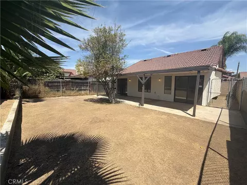 Exterior - 1910 Summertree Dr, Perris, CA 92571 photo 6 of 10
