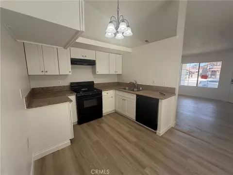 Kitchen - 1910 Summertree Dr, Perris, CA 92571 photo 2 of 3