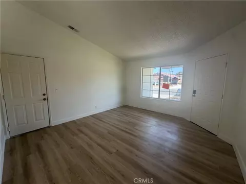 Living - 1910 Summertree Dr, Perris, CA 92571 photo 3 of 6