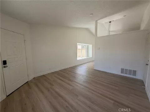 Living - 1910 Summertree Dr, Perris, CA 92571 photo 2 of 6