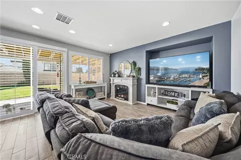 Living - 36426 50th E, Palmdale, CA 93552 photo 1 of 1