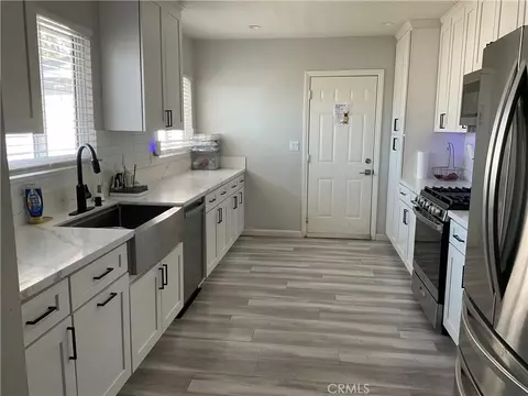 Kitchen - 114 S Acacia, Rialto, CA 92376 photo 3 of 3