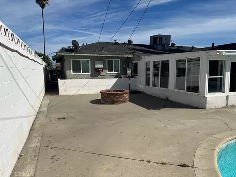 Exterior - 114 S Acacia, Rialto, CA 92376 photo 9 of 11