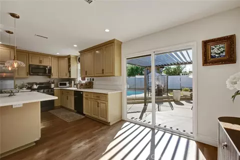Kitchen - 227 Oak Pl, Brea, CA 92821 photo 1 of 7