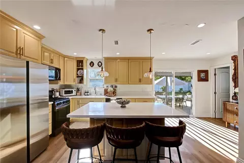 Kitchen - 227 Oak Pl, Brea, CA 92821 photo 2 of 7