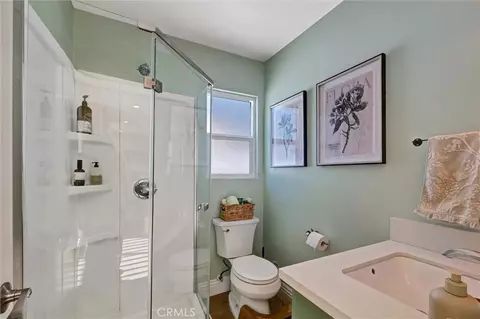 Bath - 227 Oak Pl, Brea, CA 92821 photo 2 of 2