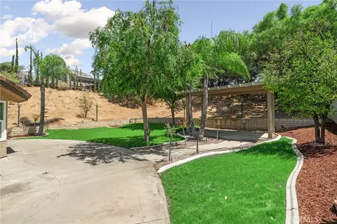 Exterior - 2110 S Glenwood, Colton, CA 92324 photo 7 of 8