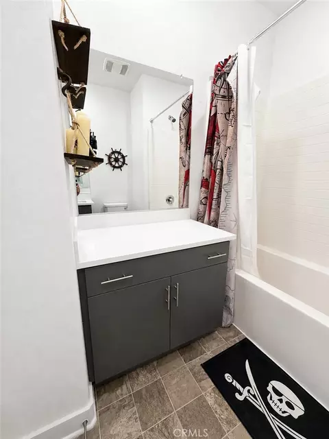 Bath - 2150 Willow Wisp, Upland, CA 91786 photo 6 of 6
