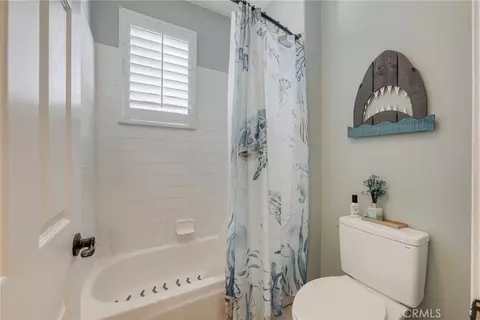 Bath - 5613 Carmello Ct, Rancho Cucamonga, CA 91739 photo 6 of 8