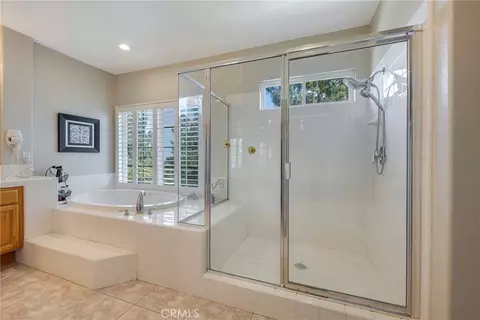 Bath - 5613 Carmello Ct, Rancho Cucamonga, CA 91739 photo 4 of 8