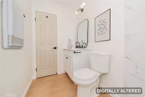 Bath - 4865 Emerson St, Riverside, CA 92504 photo 4 of 6