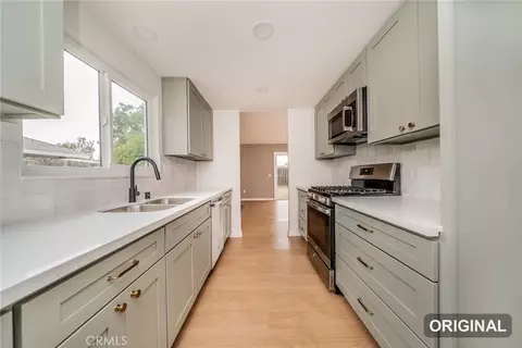Kitchen - 4865 Emerson St, Riverside, CA 92504 photo 4 of 5