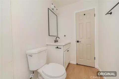 Bath - 4865 Emerson St, Riverside, CA 92504 photo 2 of 6