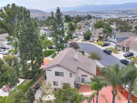 View/Area - 523 Towergrove, Corona, CA 92879 photo 2 of 8