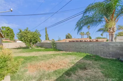 Exterior - 10219 Effen St, Rancho Cucamonga, CA 91730 photo 7 of 8