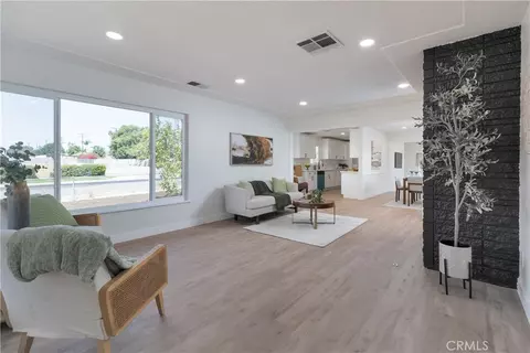 Living - 310 E Mariposa, Rialto, CA 92376 photo 3 of 5