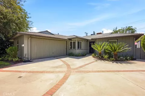 Exterior - 1175 Valley Vw, Pasadena, CA 91107 photo 4 of 13
