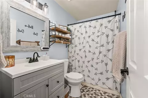 Bath - 8718 Quailbush, Riverside, CA 92508 photo 1 of 2