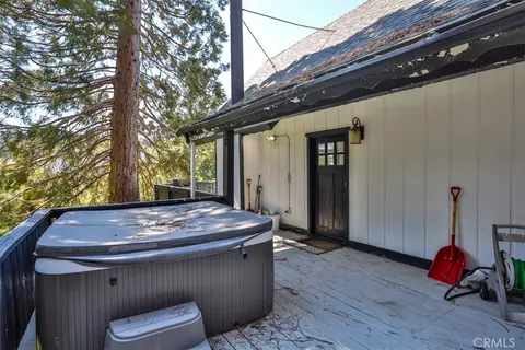 Other - 24833 Matterhorn Ct, Crestline, CA 92325 photo 3 of 32