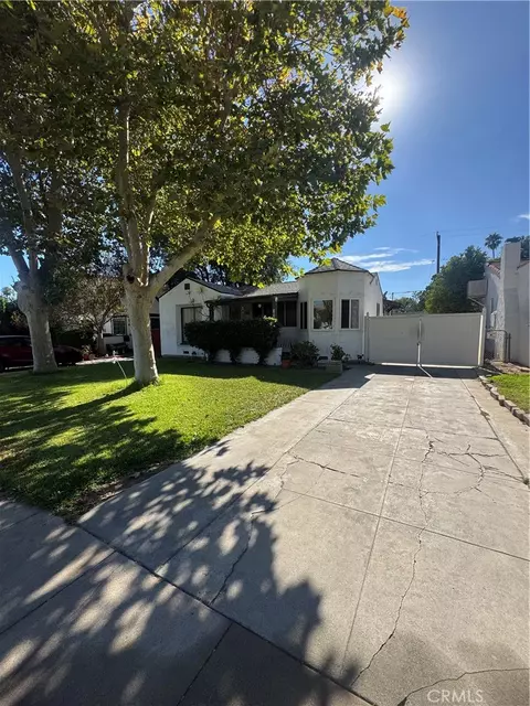 3280 Genevieve, San Bernardino, CA 92405