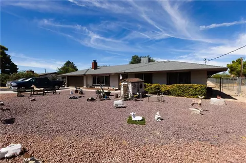 Exterior - 14078 Choco, Apple Valley, CA 92307 photo 1 of 7