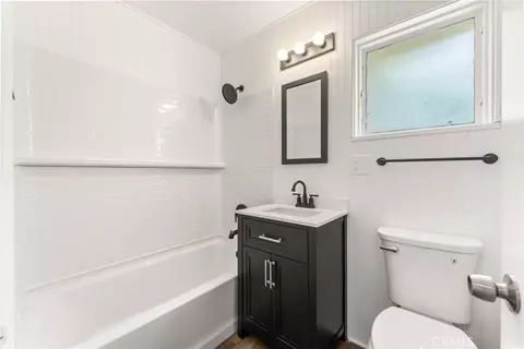 Bath - 237 W Van Koevering St, Rialto, CA 92376 photo 1 of 3