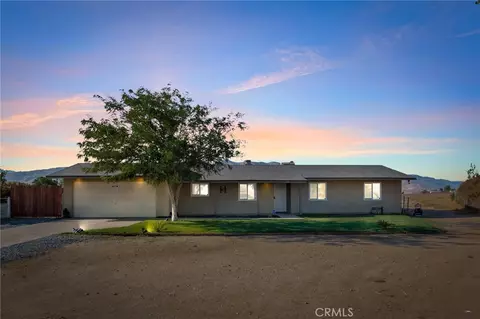 Exterior - 21011 Valencia, Apple Valley, CA 92308 photo 2 of 8